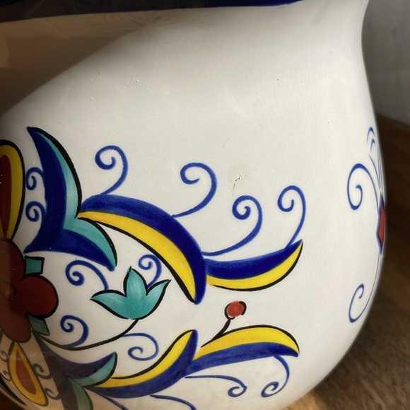 Beautiful PIER ONE San Marino Ceramic Jar - Picture 12 of 14